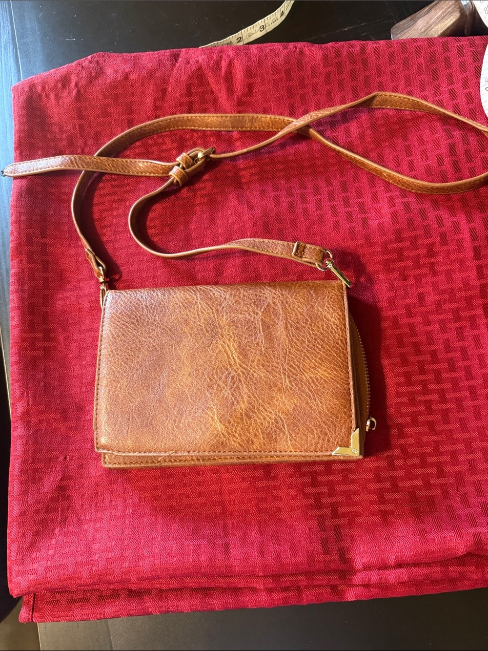 Urban Expressions Tan Crossbody Wallet Bag